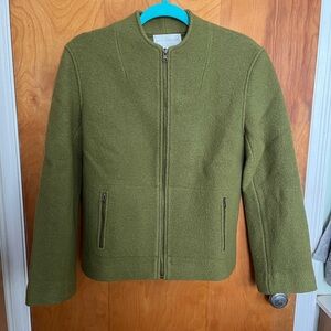 Petite Sophisticate Olive Green Jacket 100% Wool size Small